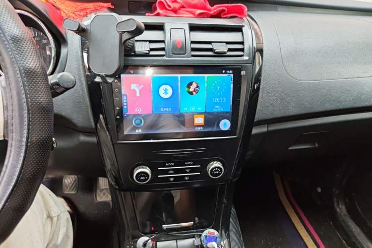 Used HYOSOW S3 2015 1.5L Luxury Model China V Standard Audio And AC Panel