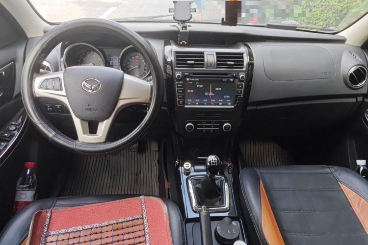 Used HYOSOW S3 2015 1.5L Luxury Model China V Standard Center Console