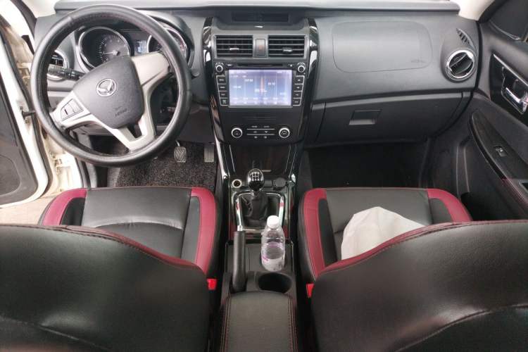 Used HYOSOW S3 2015 1.8L Prestige Version China V Emission Standard Center Console
