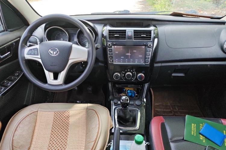 Used HYOSOW S3 2015 1.5L Comfort Version National V Center Console