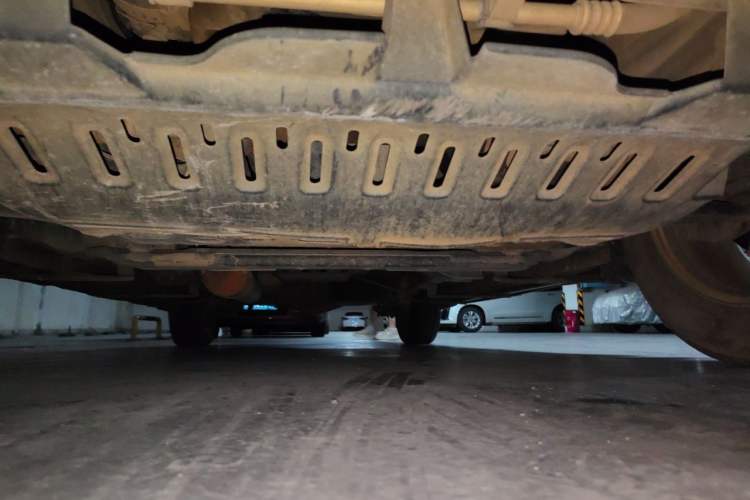Used HYOSOW S3 2015 1.5L Luxury Model China V Standard Chassis Front