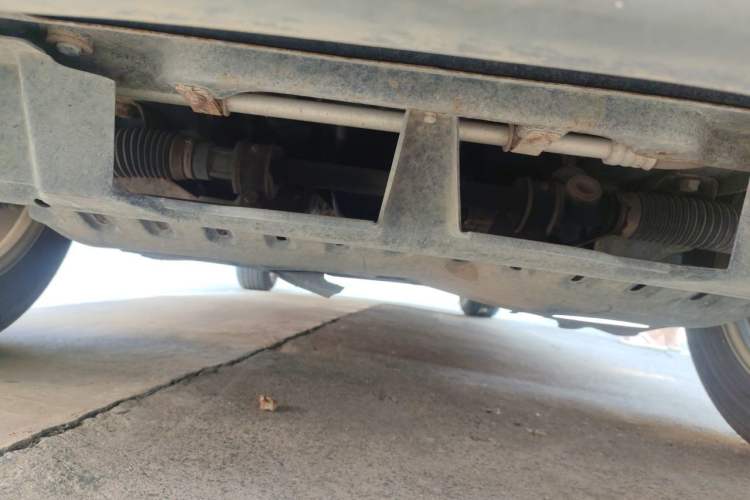 Used HYOSOW S3 2015 1.5L Comfort Version National V Chassis Front