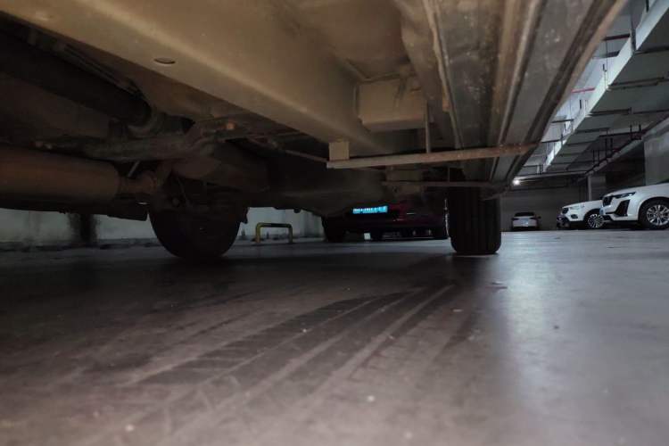Used HYOSOW S3 2015 1.5L Luxury Model China V Standard Chassis Front Left