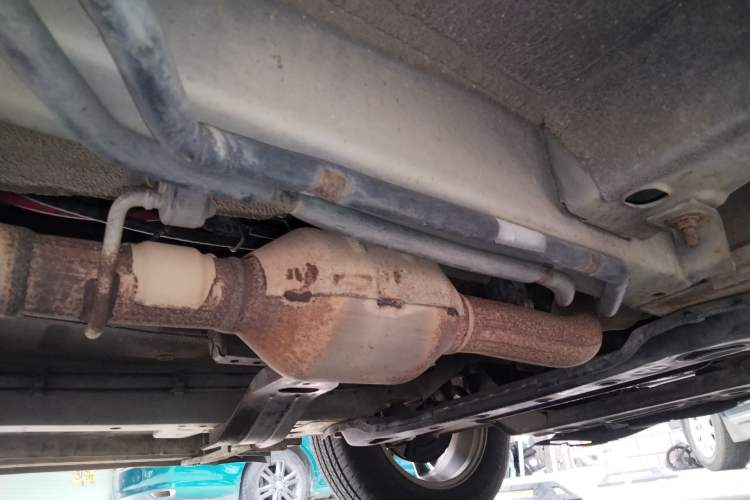 Used HYOSOW S3 2015 1.8L Prestige Version China V Emission Standard Chassis Front Right