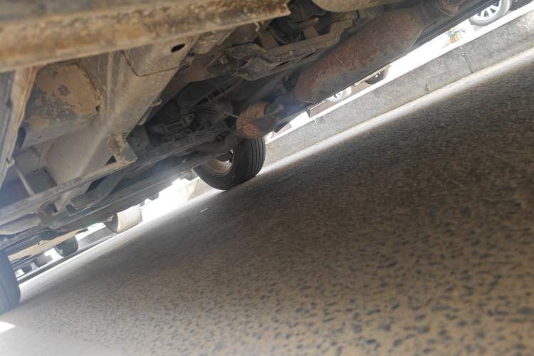 Used HYOSOW S3 2015 1.8L Prestige Version China V Emission Standard Chassis Rear Left