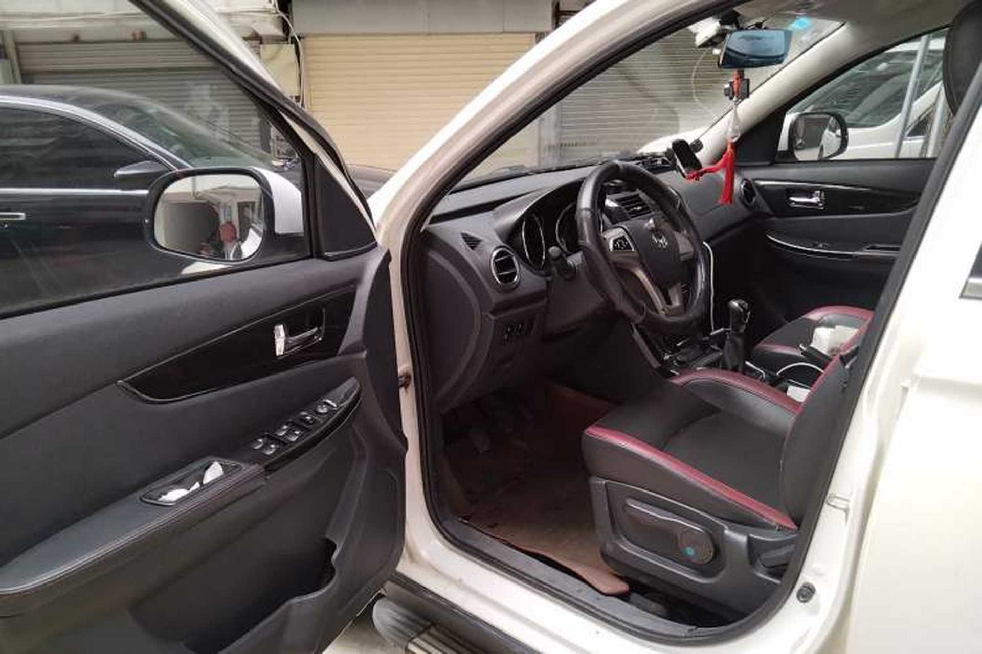 Used HYOSOW S3 2015 1.8L Prestige Version China V Emission Standard Driver Seat