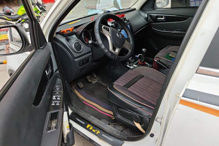 Used HYOSOW S3 2015 1.5L Luxury Model China V Standard Driver Seat