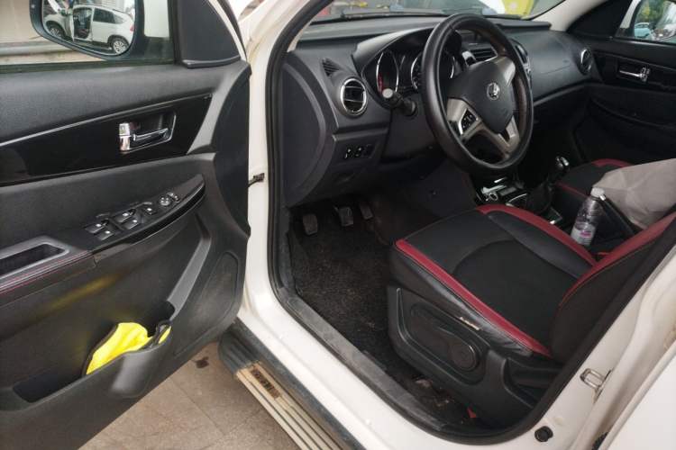 Used HYOSOW S3 2015 1.8L Prestige Version China V Emission Standard Driver Seat