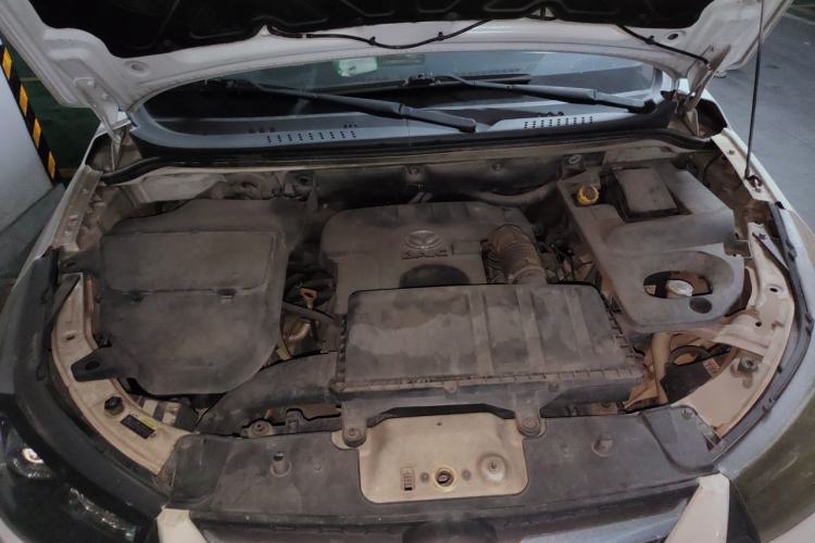Used HYOSOW S3 2015 1.5L Luxury Model China V Standard Engine Bay