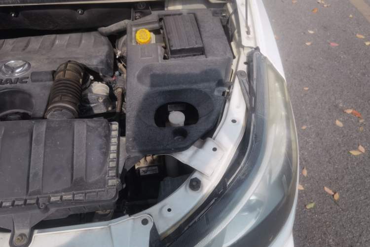 Used HYOSOW S3 2015 1.5L Luxury Model China V Standard Engine Bay Left