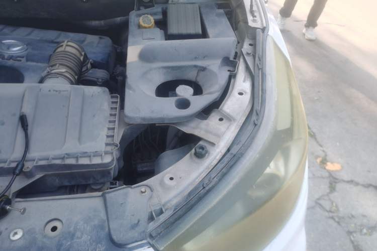 Used HYOSOW S3 2015 1.5L Comfort Version National V Engine Bay Left