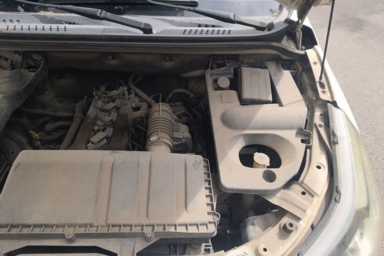 Used HYOSOW S3 2015 1.5L Luxury Model China V Standard Engine Bay Left
