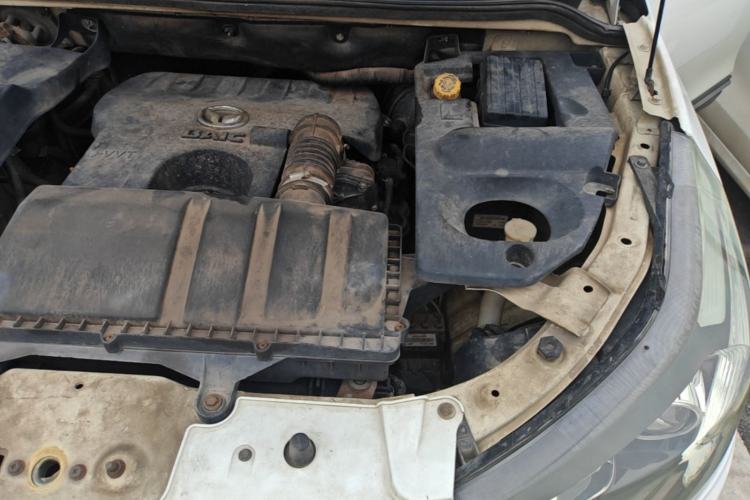 Used HYOSOW S3 2015 1.5L Luxury Model China V Standard Engine Bay Left