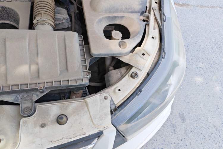 Used HYOSOW S3 2015 1.5L Comfort Version National V Engine Bay Left