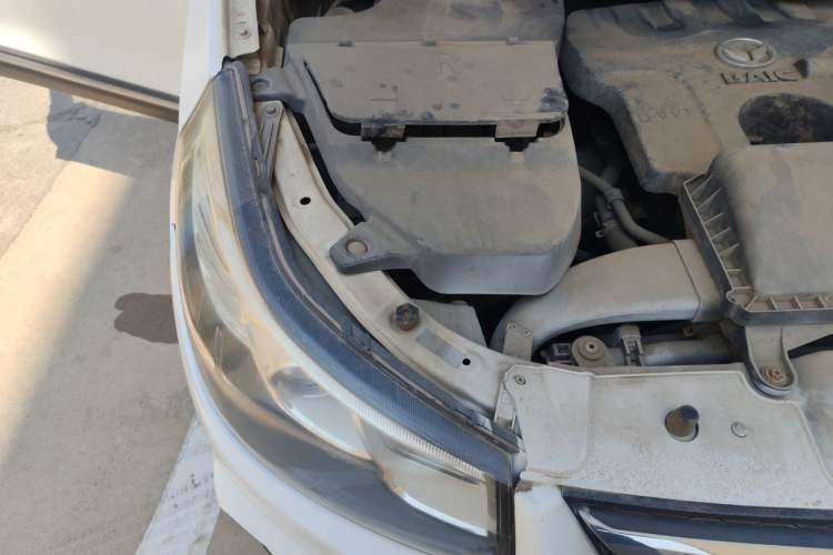 Used HYOSOW S3 2015 1.5L Comfort Version National V Engine Bay Right