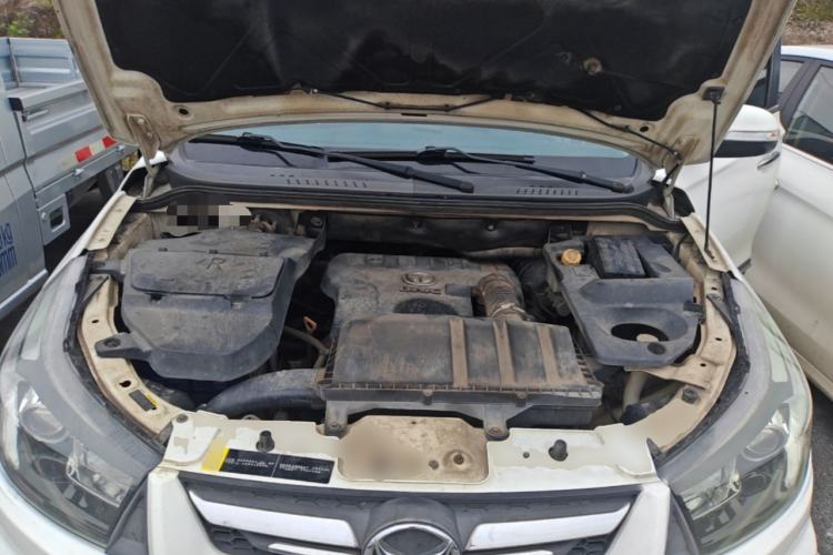 Used HYOSOW S3 2015 1.5L Luxury Model China V Standard Engine Bay