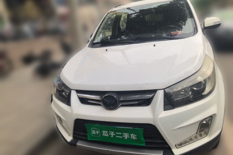 Used HYOSOW S3 2015 1.5L Luxury Model China V Standard Front