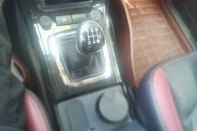 Used HYOSOW S3 2015 1.5L Comfort Version National V Gear Lever