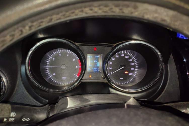 Used HYOSOW S3 2015 1.5L Luxury Model China V Standard Instrument Cluster