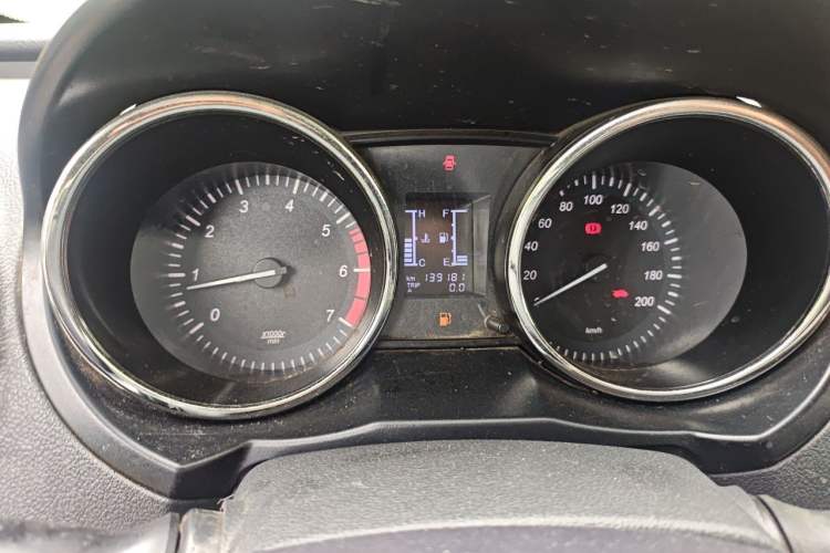 Used HYOSOW S3 2015 1.5L Luxury Model China V Standard Instrument Cluster