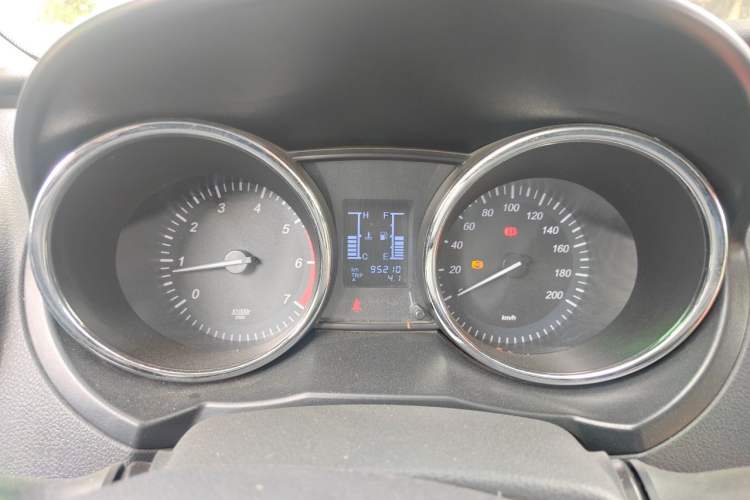 Used HYOSOW S3 2015 1.5L Comfort Version National V Instrument Cluster