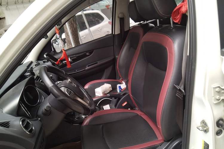 Used HYOSOW S3 2015 1.8L Prestige Version China V Emission Standard Left Front Seat