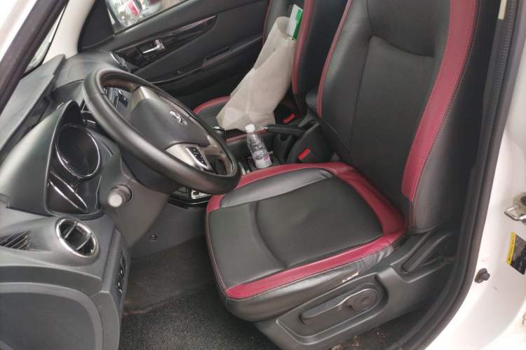Used HYOSOW S3 2015 1.8L Prestige Version China V Emission Standard Left Front Seat
