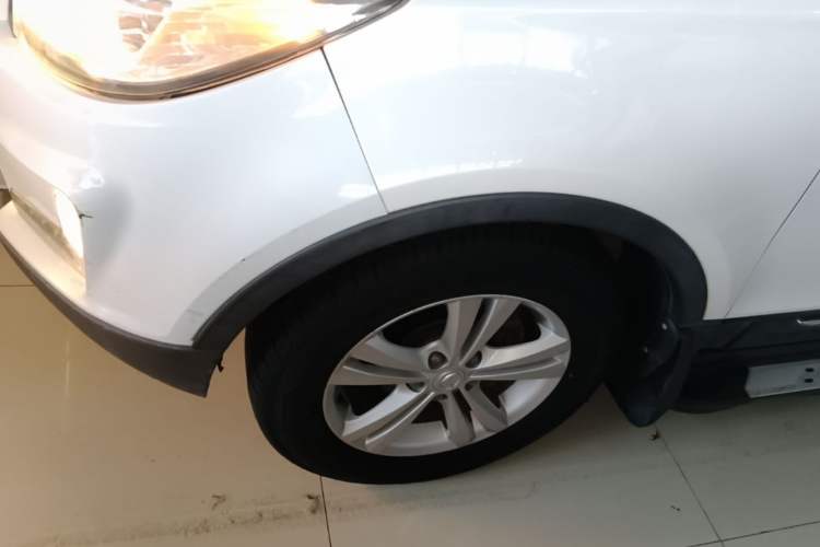 Used HYOSOW S3 2015 1.5L Comfort Version National V Left Front Wheel Hub
