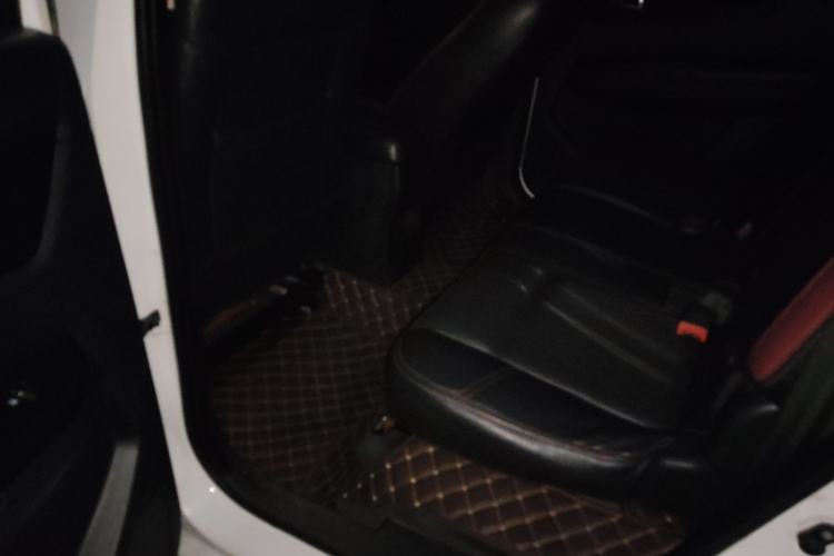 Used HYOSOW S3 2015 1.5L Luxury Model China V Standard Left Rear Seat