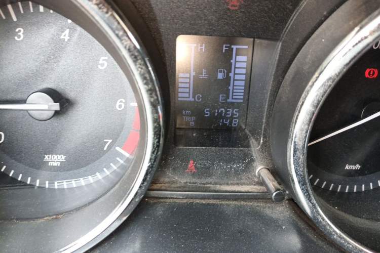 Used HYOSOW S3 2015 1.5L Comfort Version National V Odometer Close Up