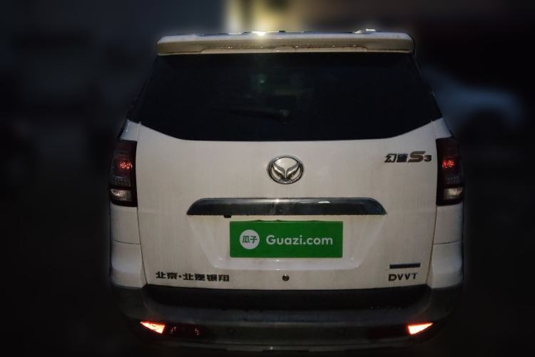 Used HYOSOW S3 2015 1.5L Luxury Model China V Standard Rear