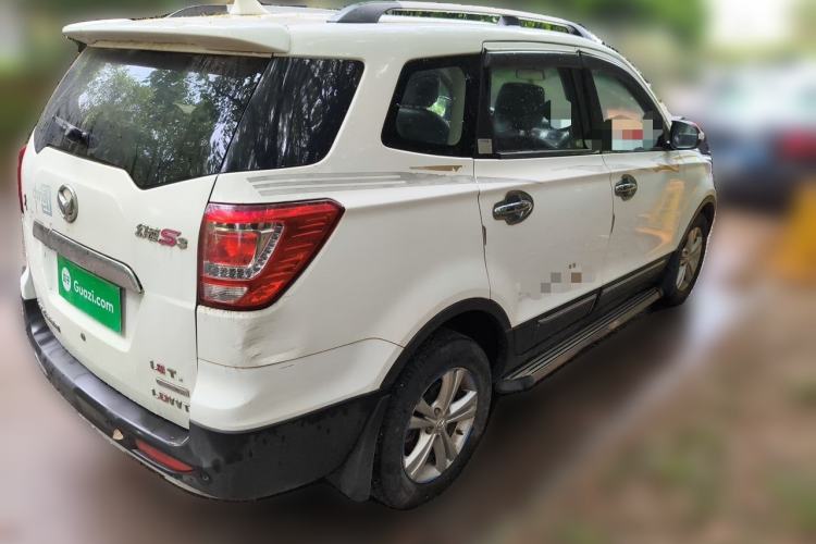 Used HYOSOW S3 2015 1.8L Prestige Version China V Emission Standard Rear Right 45 Deg