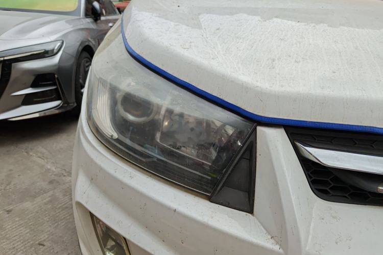 Used HYOSOW S3 2015 1.5L Luxury Model China V Standard Right Front Headlight
