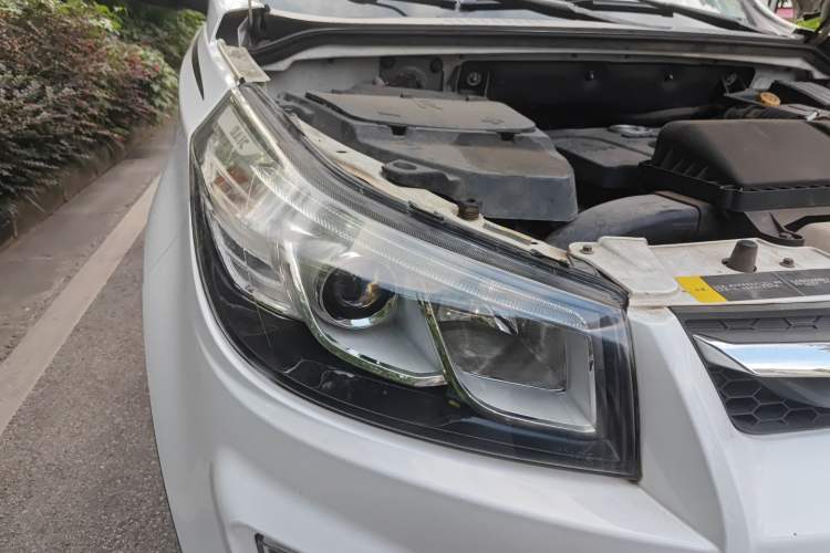 Used HYOSOW S3 2015 1.5L Luxury Model China V Standard Right Front Headlight