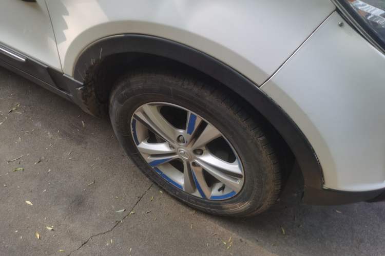 Used HYOSOW S3 2015 1.5L Comfort Version National V Right Front Wheel Hub