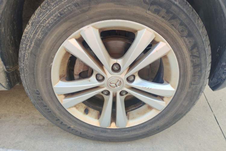 Used HYOSOW S3 2015 1.5L Comfort Version National V Right Front Wheel Hub