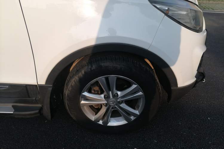Used HYOSOW S3 2015 1.5L Luxury Model China V Standard Right Front Wheel Hub