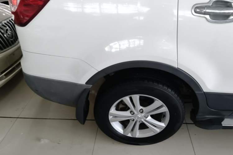 Used HYOSOW S3 2015 1.5L Comfort Version National V Right Rear Wheel Hub