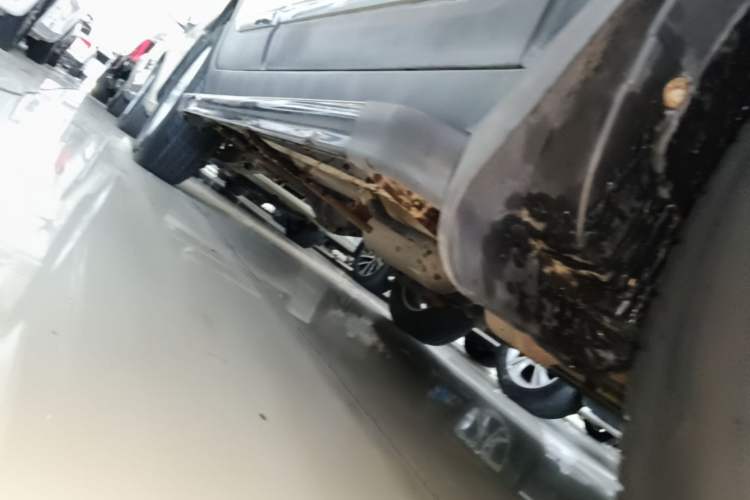 Used HYOSOW S3 2015 1.5L Comfort Version National V Right Side Sill