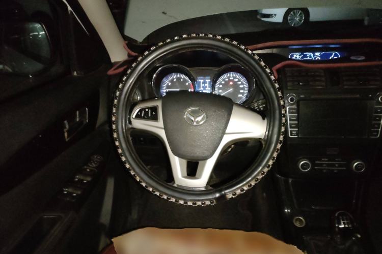 Used HYOSOW S3 2015 1.5L Luxury Model China V Standard Steering Wheel