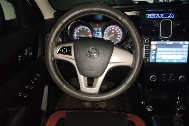 Used HYOSOW S3 2015 1.5L Luxury Model China V Standard Steering Wheel