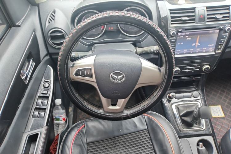 Used HYOSOW S3 2015 1.5L Luxury Model China V Standard Steering Wheel