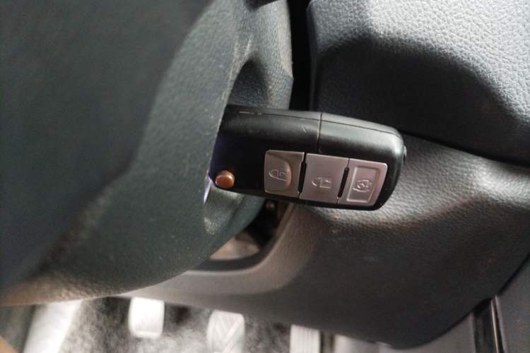 Used HYOSOW S3 2015 1.8L Prestige Version China V Emission Standard Vehicle Key