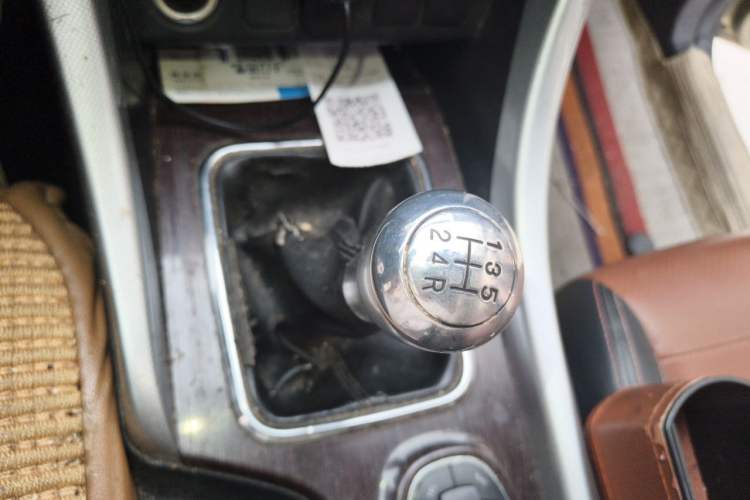 Used HYOSOW S3 2016 S3L 1.5L Manual Prestige Edition Gear Lever