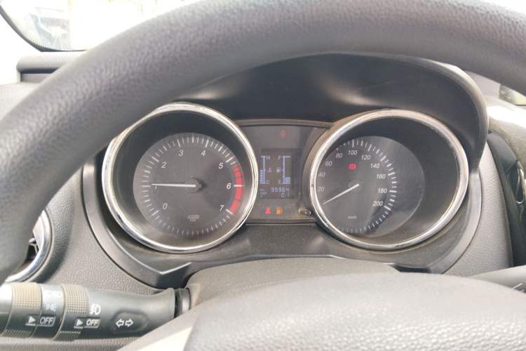 Used HYOSOW S3 2016 1.5L Manual Comfort Version China V Instrument Cluster