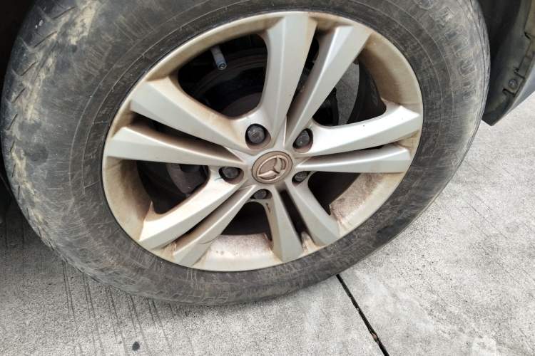 Used HYOSOW S3 2016 1.5L Manual Comfort Version China V Right Front Wheel Hub