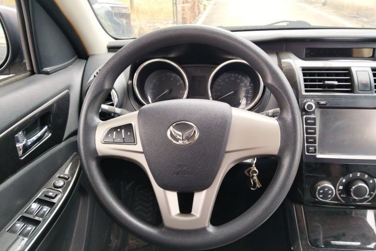 Used HYOSOW S3 2016 1.5L Manual Comfort Version China V Steering Wheel