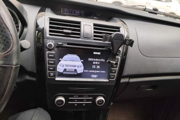 Used HYOSOW S3 2016 1.5L Manual Luxury Model China V Standard Audio And AC Panel