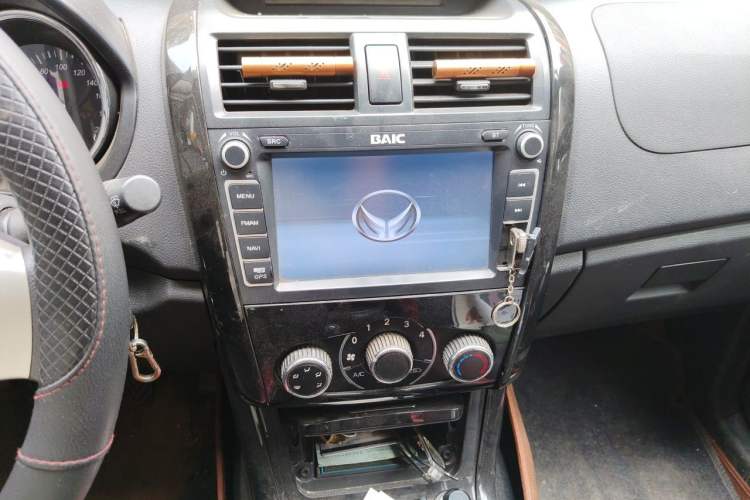 Used HYOSOW S3 2016 1.5L Manual Comfort Version China IV Emission Standard Audio And AC Panel