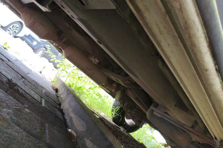 Used HYOSOW S3 2016 1.5L Manual Comfort Version China IV Emission Standard Chassis Front Left